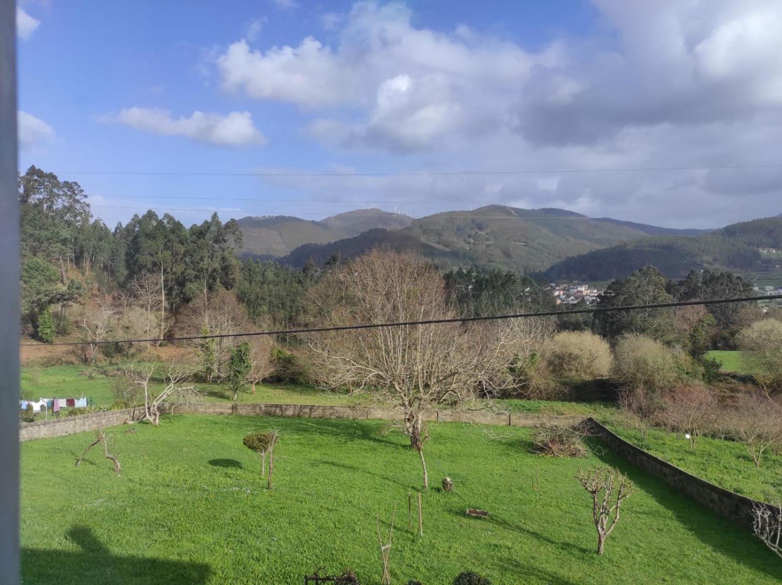 Casa Familiar Con Finca Privada مْبيفيرو المظهر الخارجي الصورة